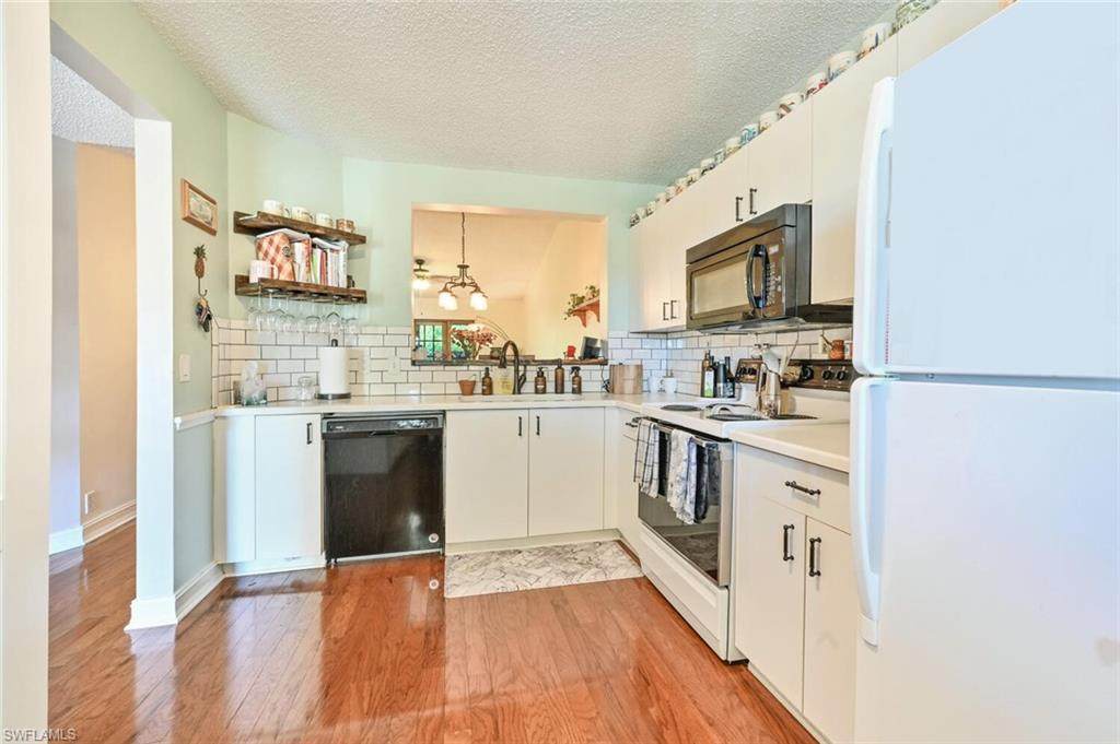 7797 Esmeralda Way - Photo 1