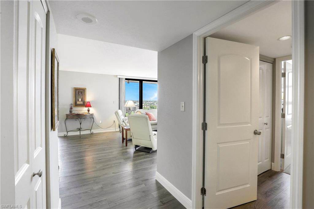 300 Collier Blvd - Photo 1