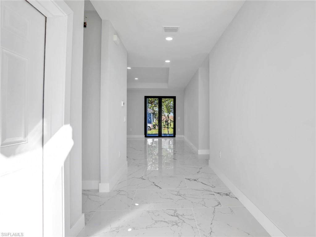 https://bt-photos.global.ssl.fastly.net/naples/orig_boomver_10_225001966-2.jpg