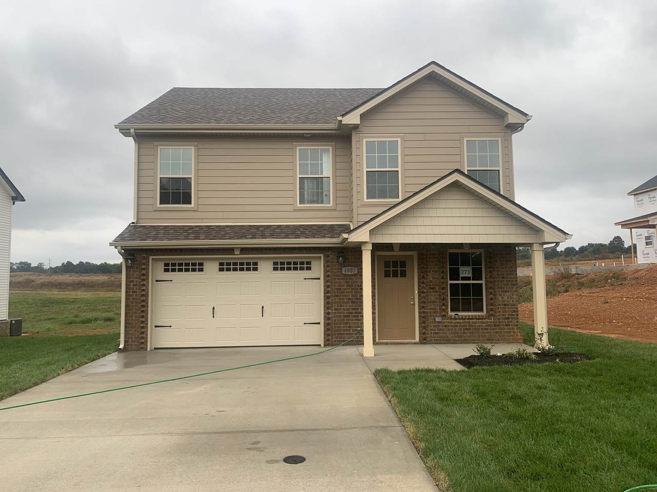 273 Charleston Oaks - Photo 1