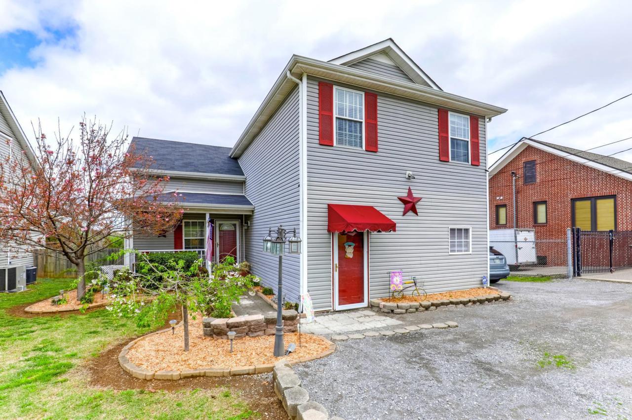 5924 Robertson Ave - Photo 1