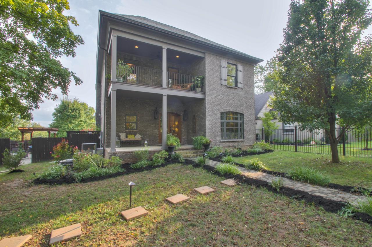 2118 Eastland Ave - Photo 1