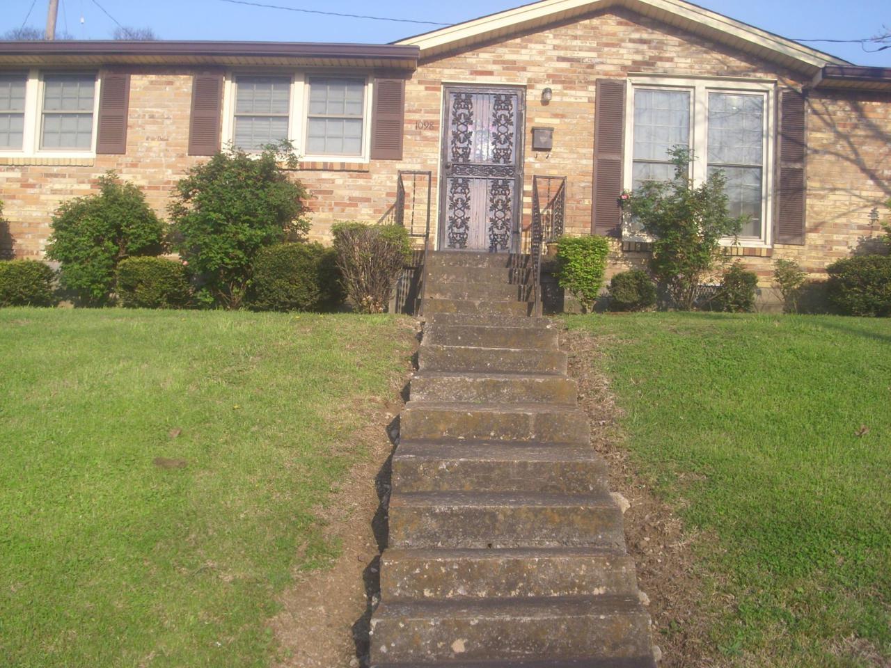 1098 12 TH AVE SOUTH - Photo 1