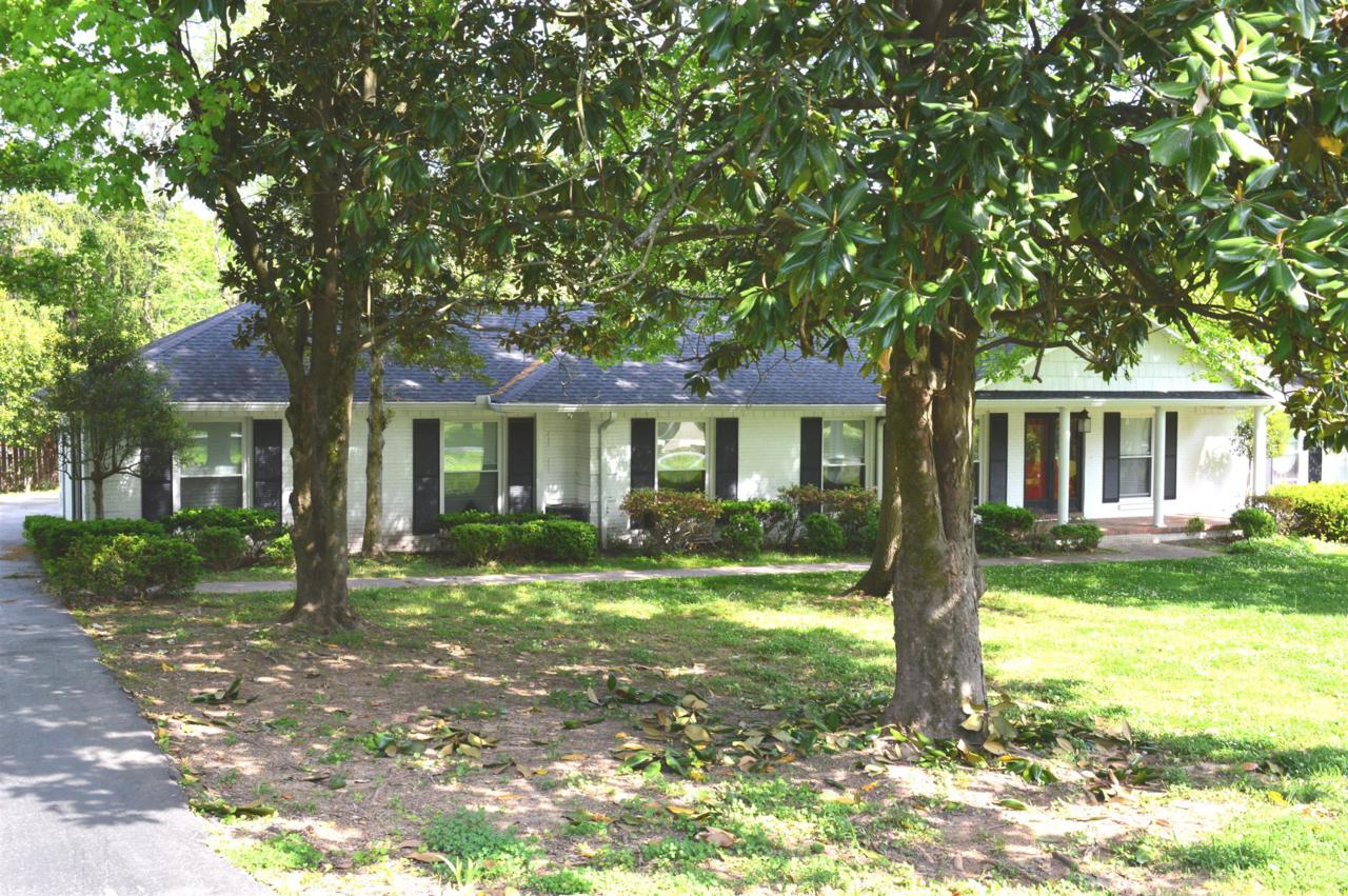 1415 Windermere Dr - Photo 1