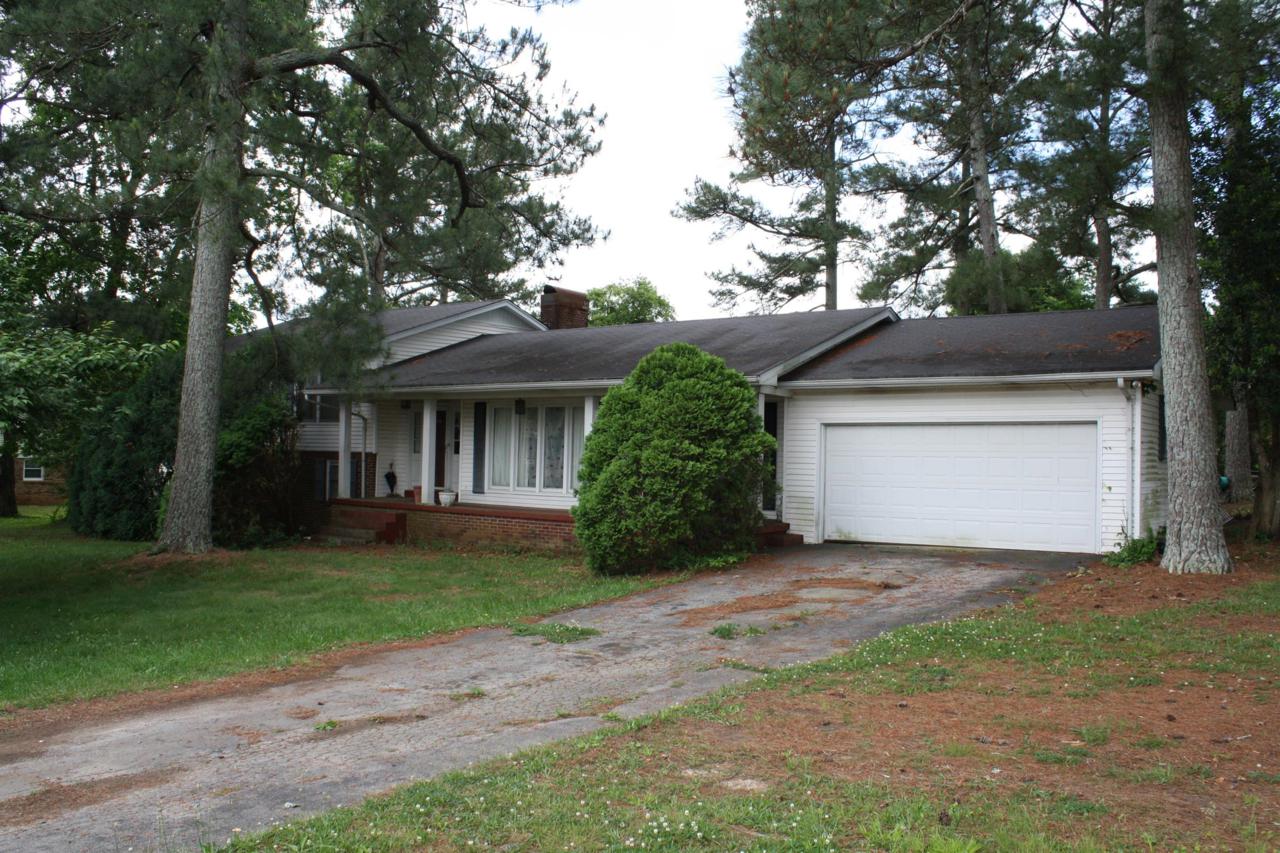 1713 Deer Hollow Dr - Photo 1