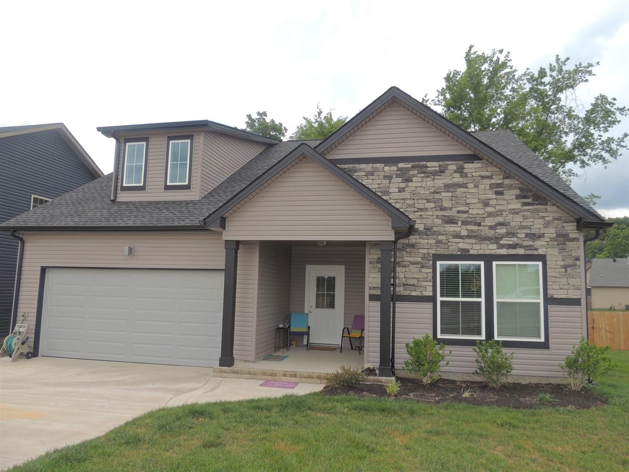 1165 Eagles Bluff - Photo 1
