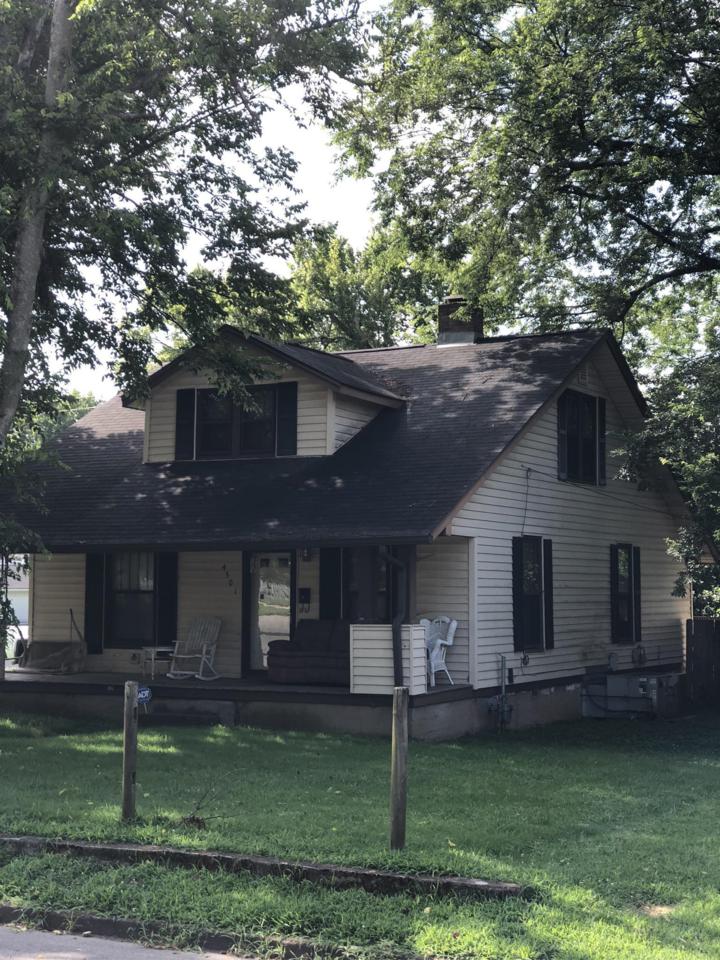 4501 Dakota Ave - Photo 1