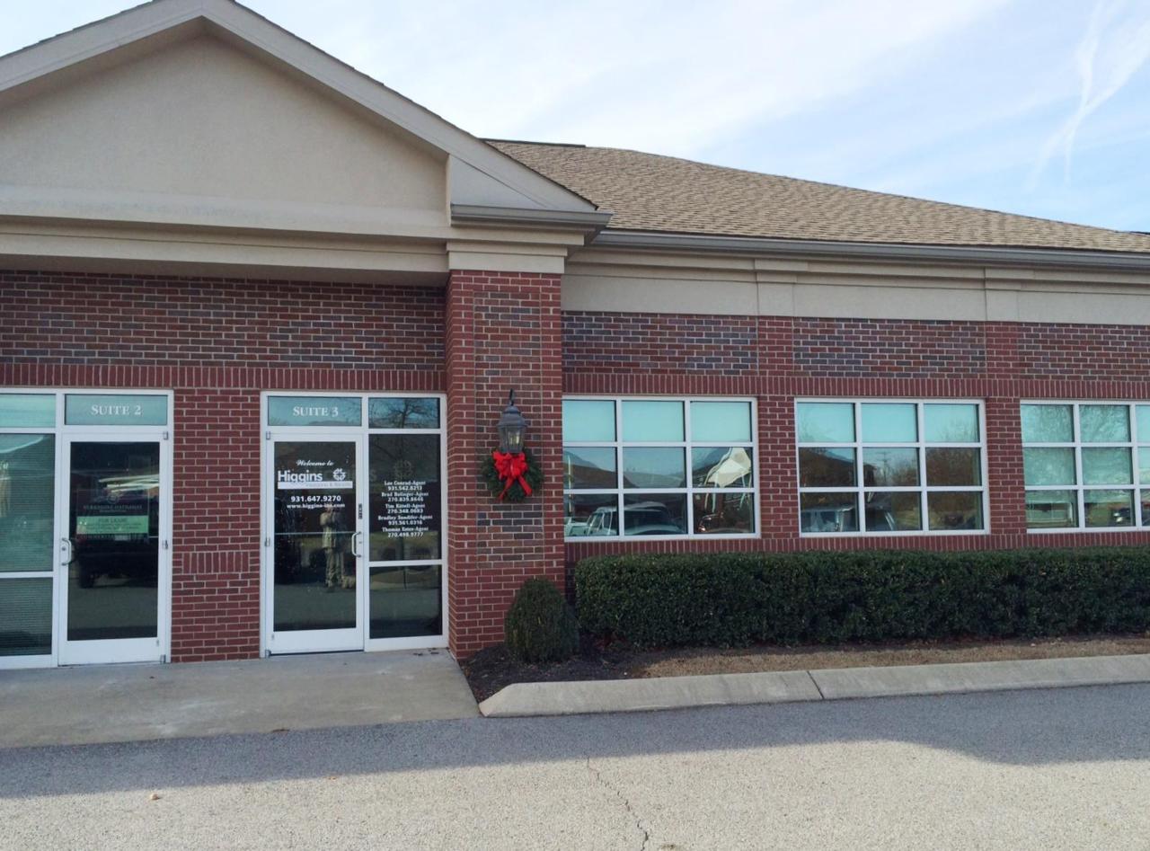 120 Center Pointe Drive Ste 3 - Photo 1