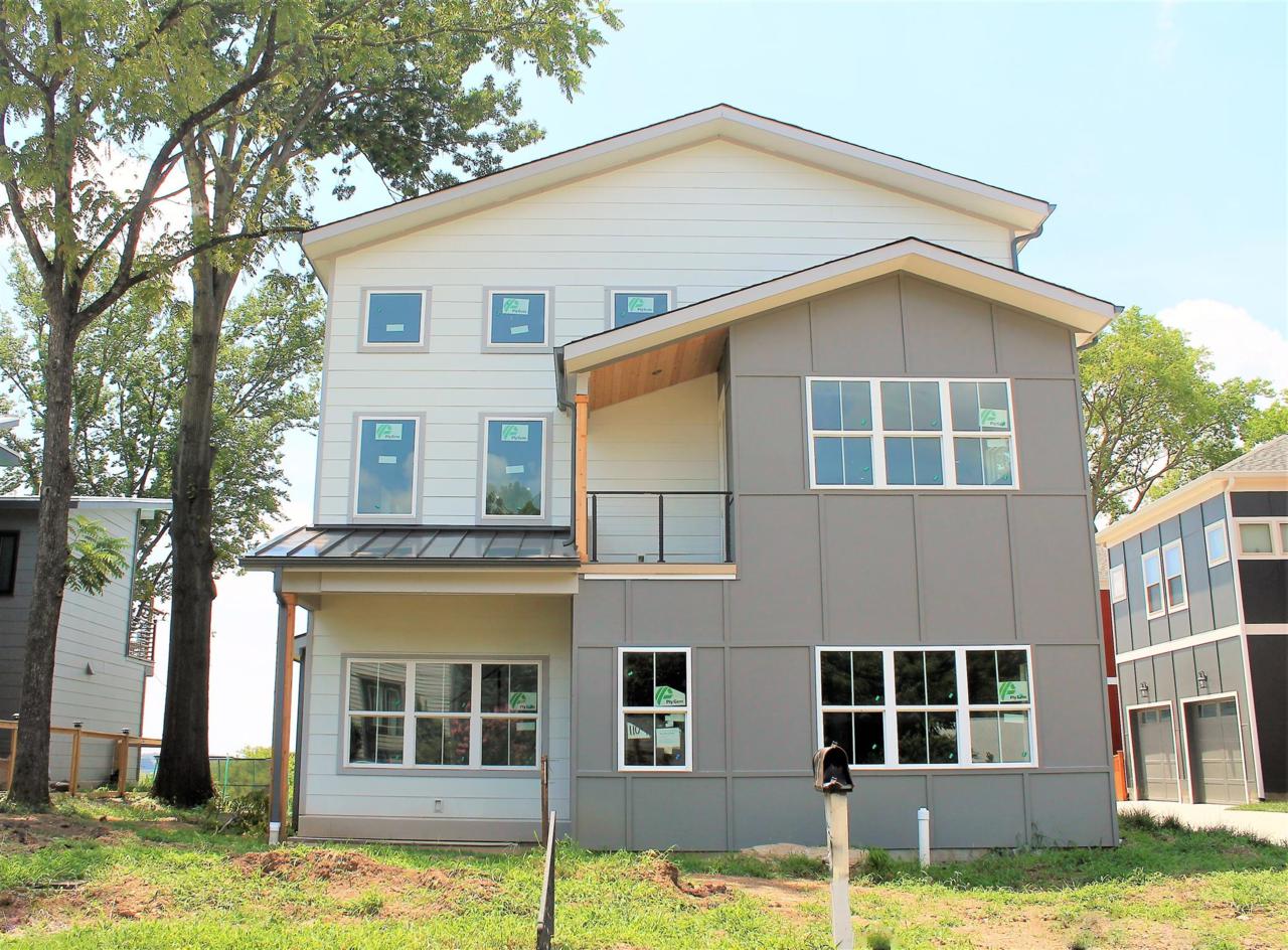 1104 Glenview Dr - Photo 1