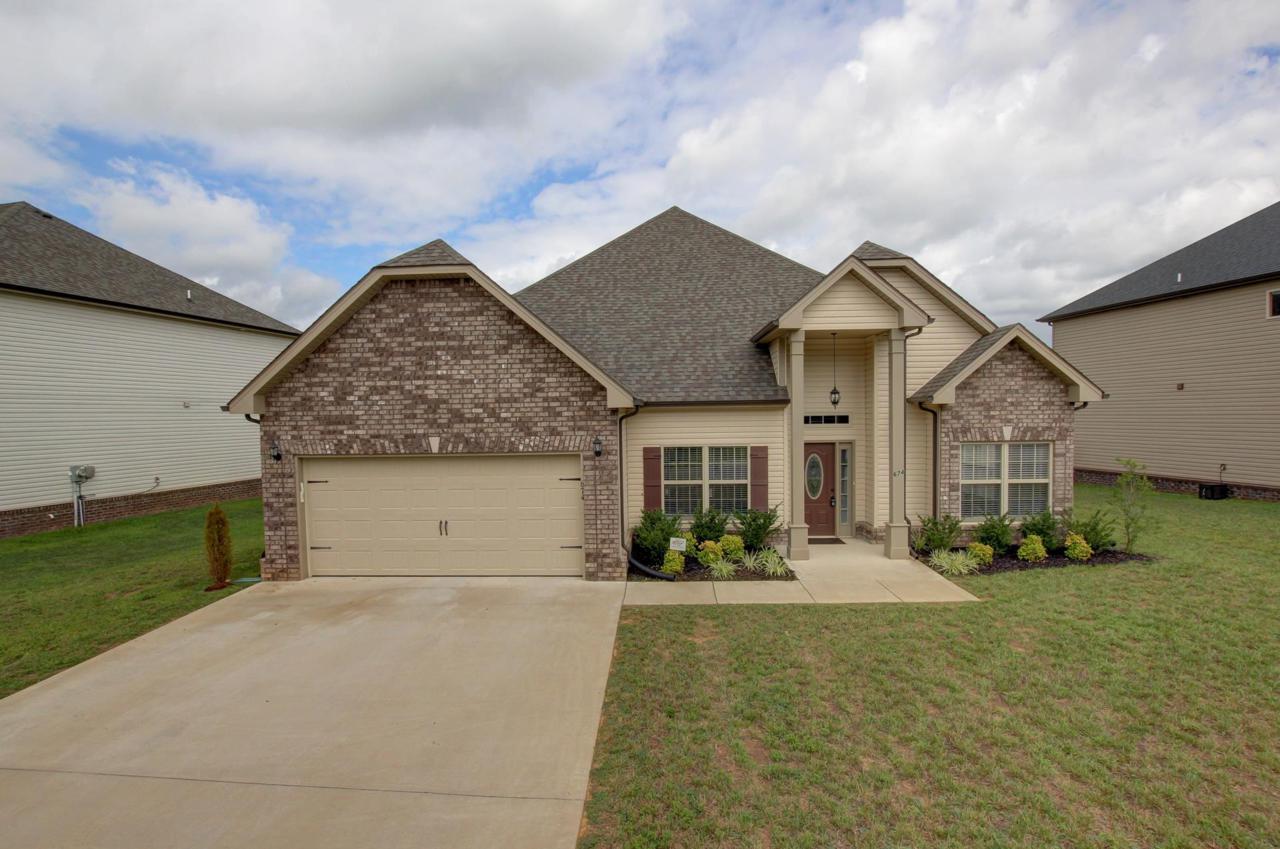 674 Sturdivant Dr - Photo 1