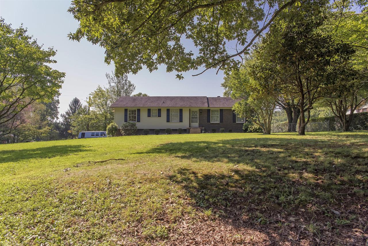 207 Willow Lake Dr - Photo 1