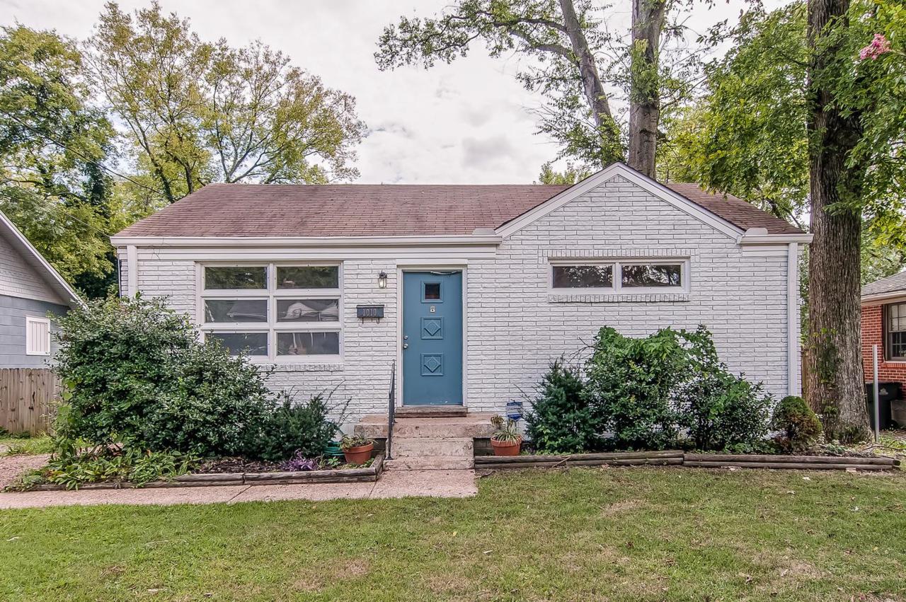 1010 Seymour Ave - Photo 1