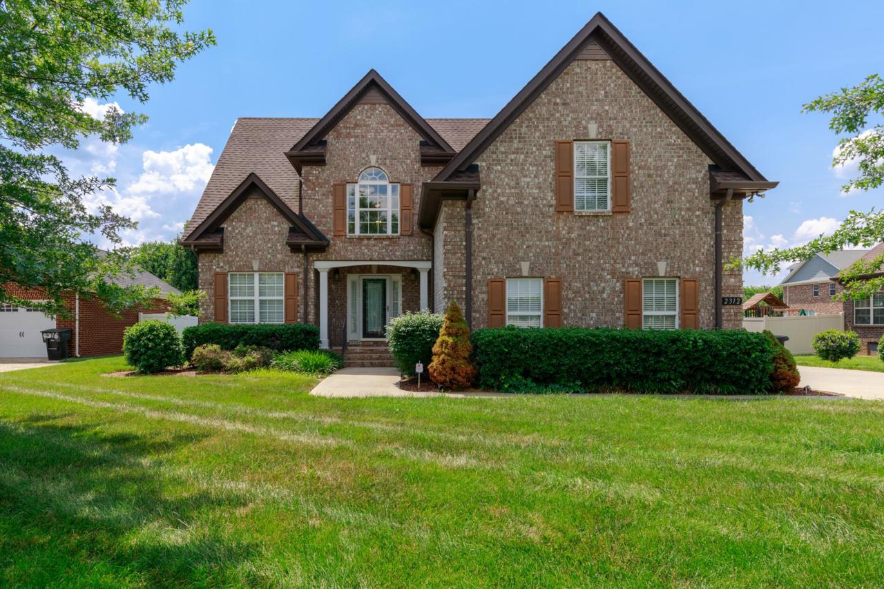 2312 Fox Creek Dr - Photo 1