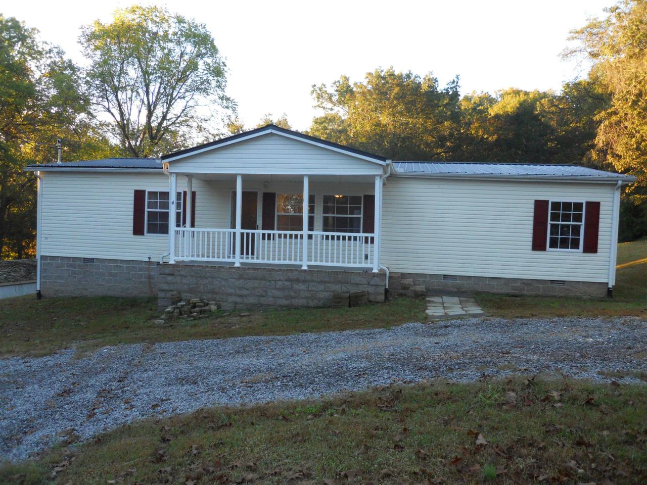 531 Jackson Ave - Photo 1