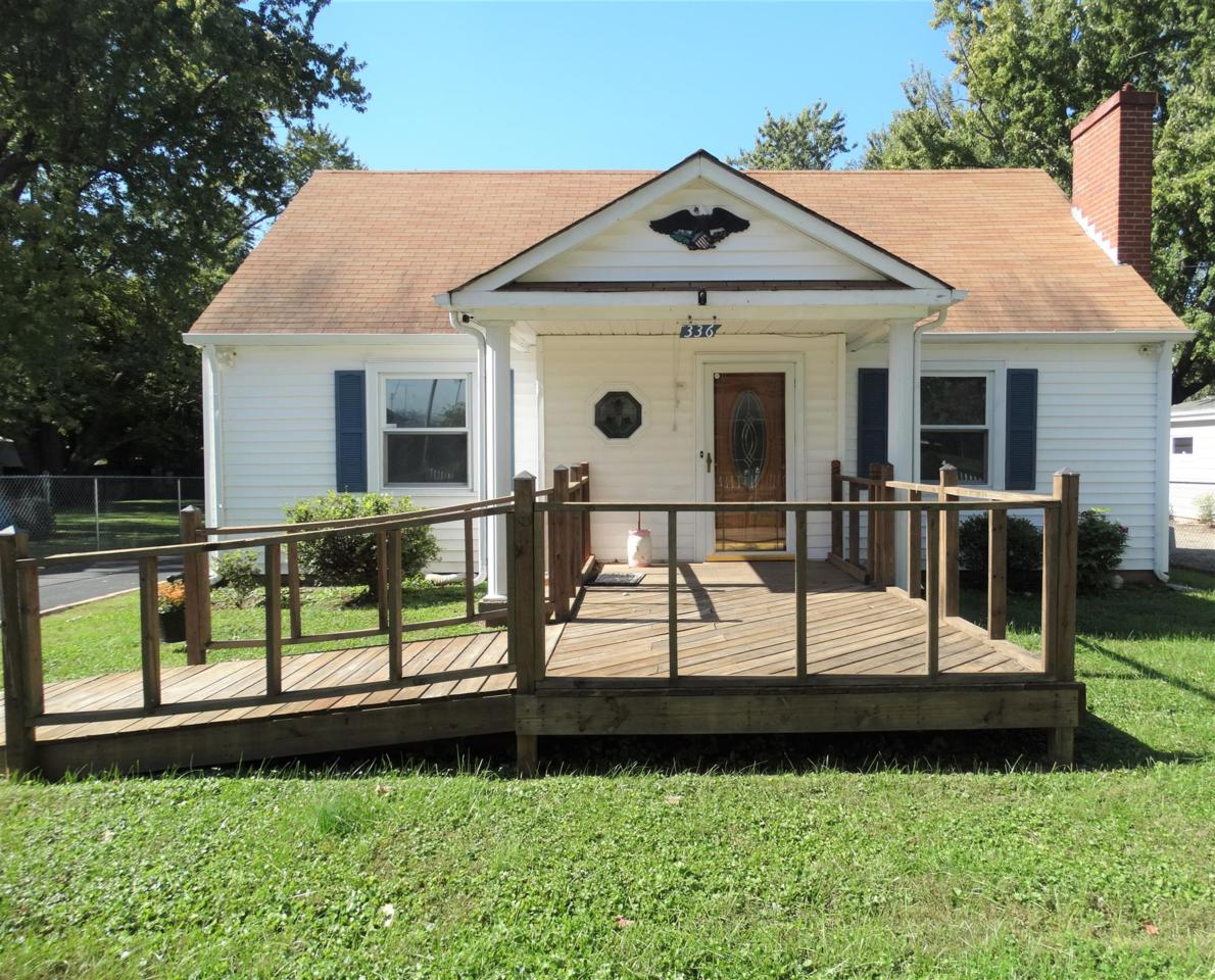 336 Portland Blvd - Photo 1