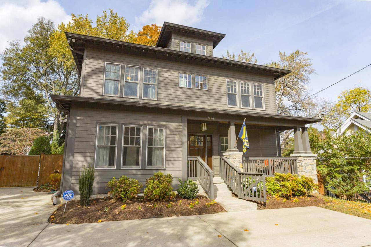 834 Kirkwood Ave - Photo 1