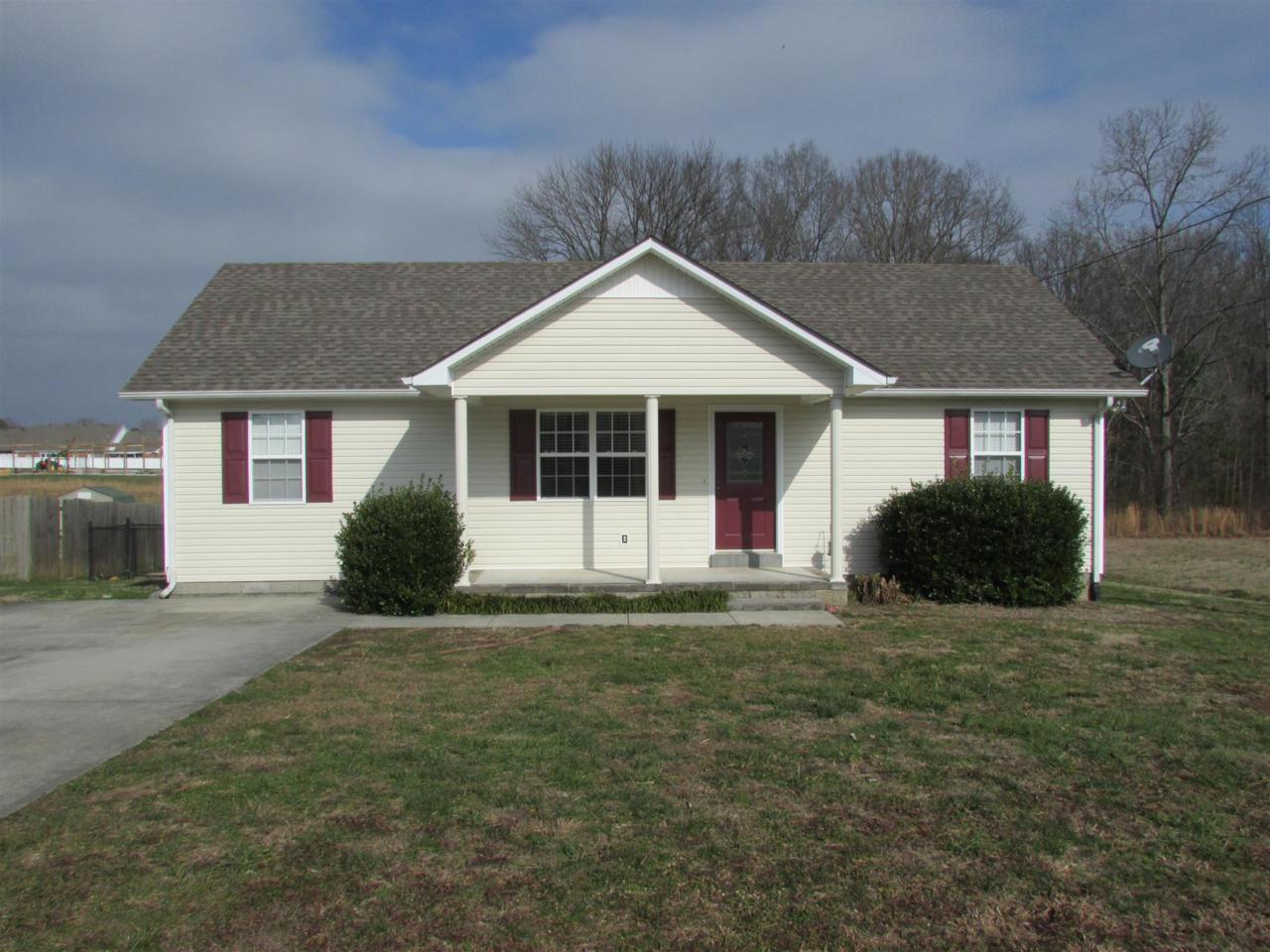 324 Brook Hollow Cir - Photo 1