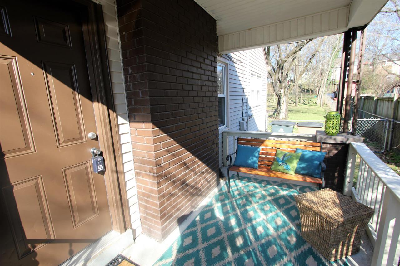 1139 Kirkland Ave - Photo 1