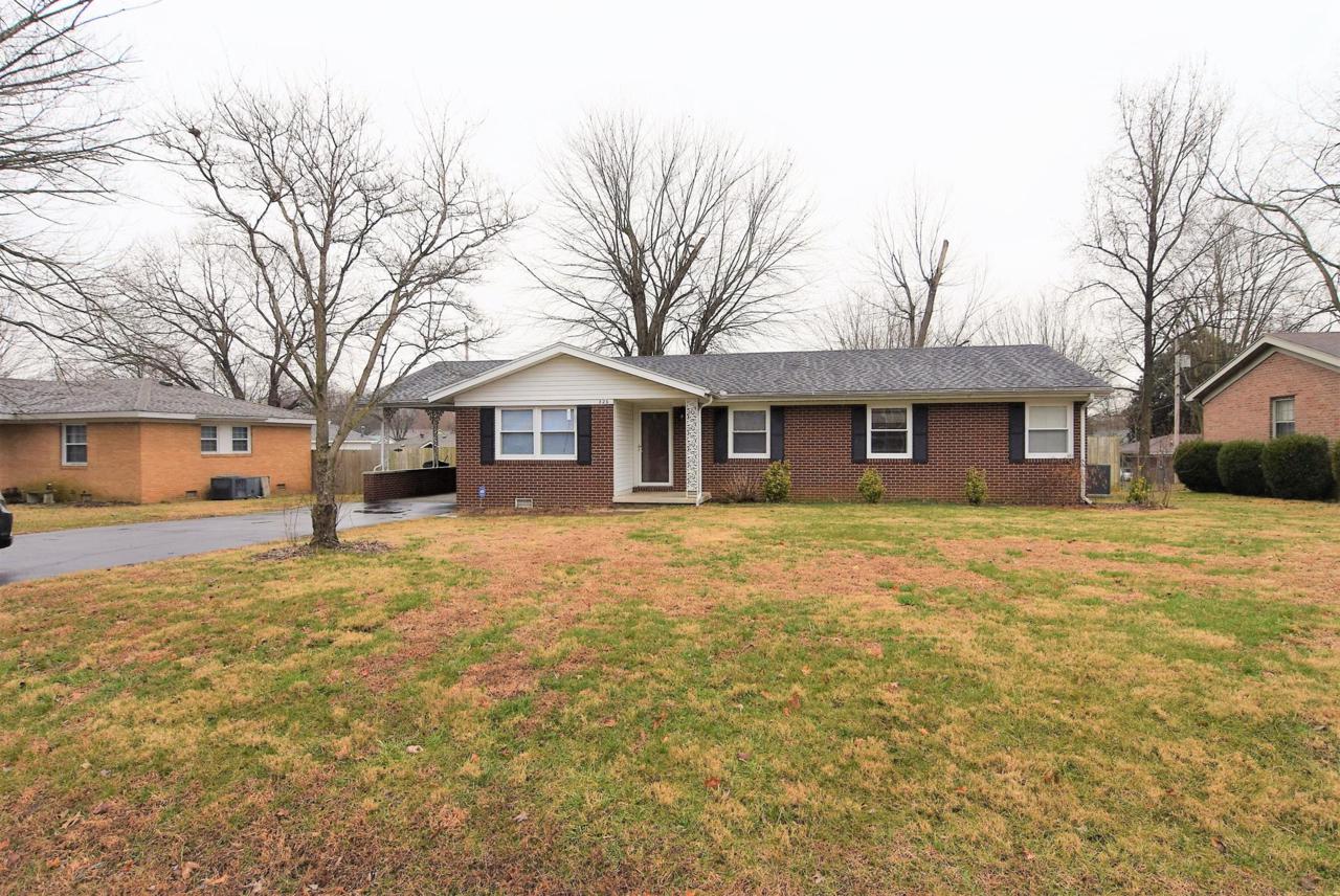 326 Wayne Dr - Photo 1