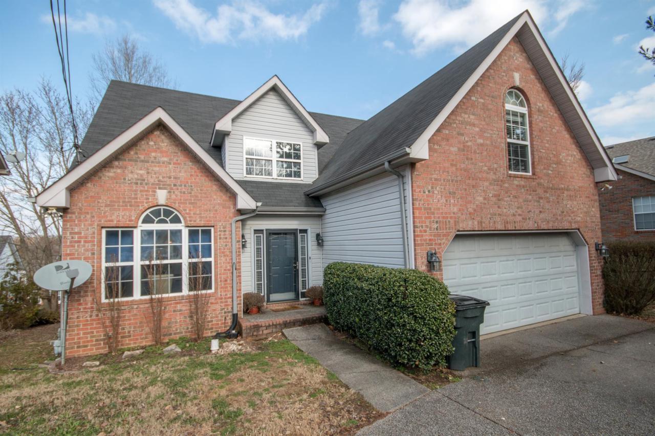 115 Edgewater Ct - Photo 1