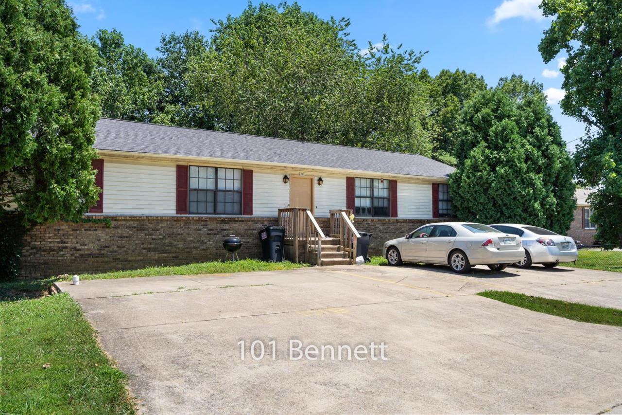 284 Rue Le Mans Dr - Photo 1