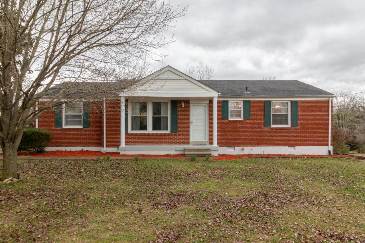 200 Evergreen Dr - Photo 1