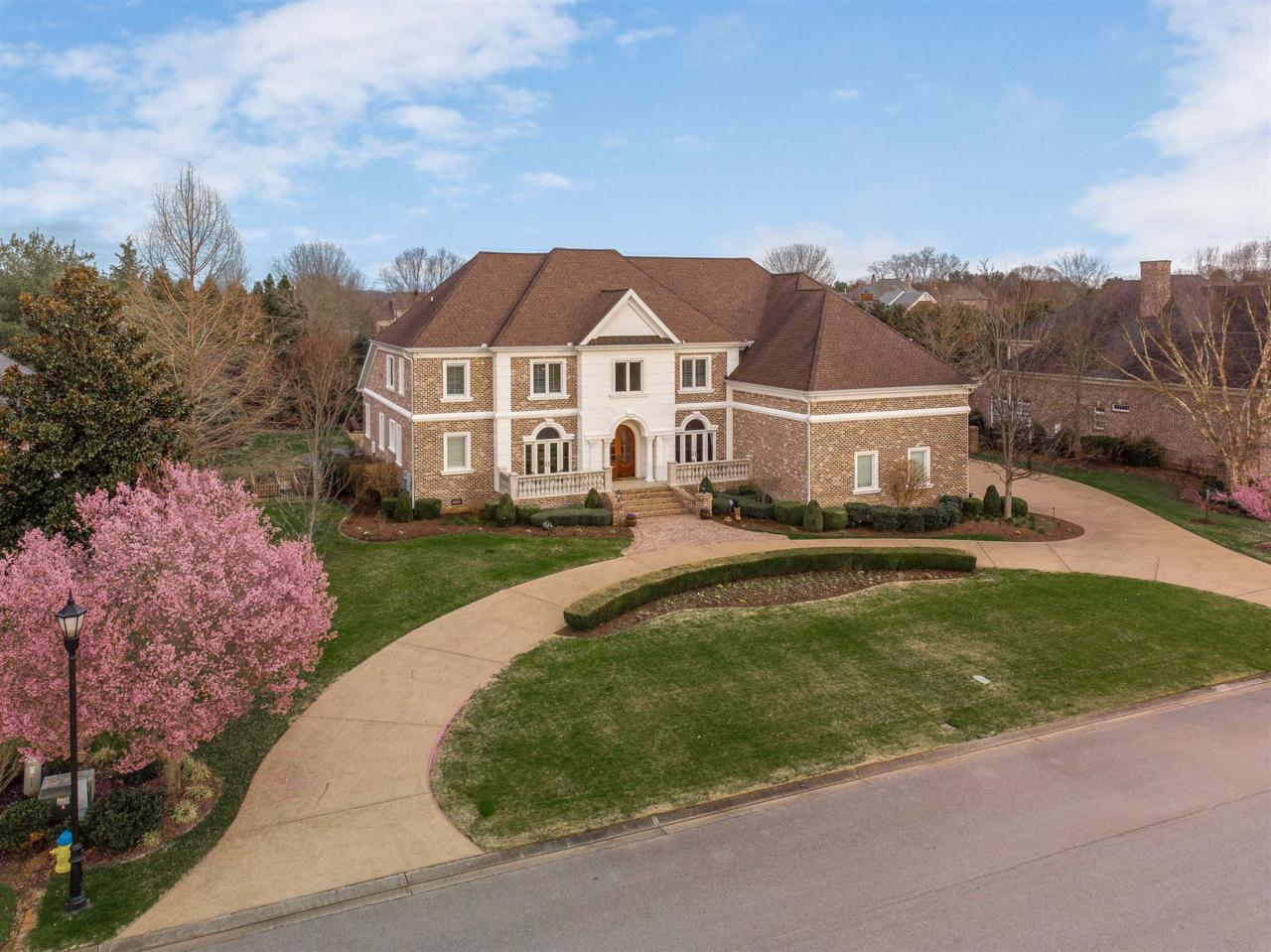 1466 Avellino Cir - Photo 1