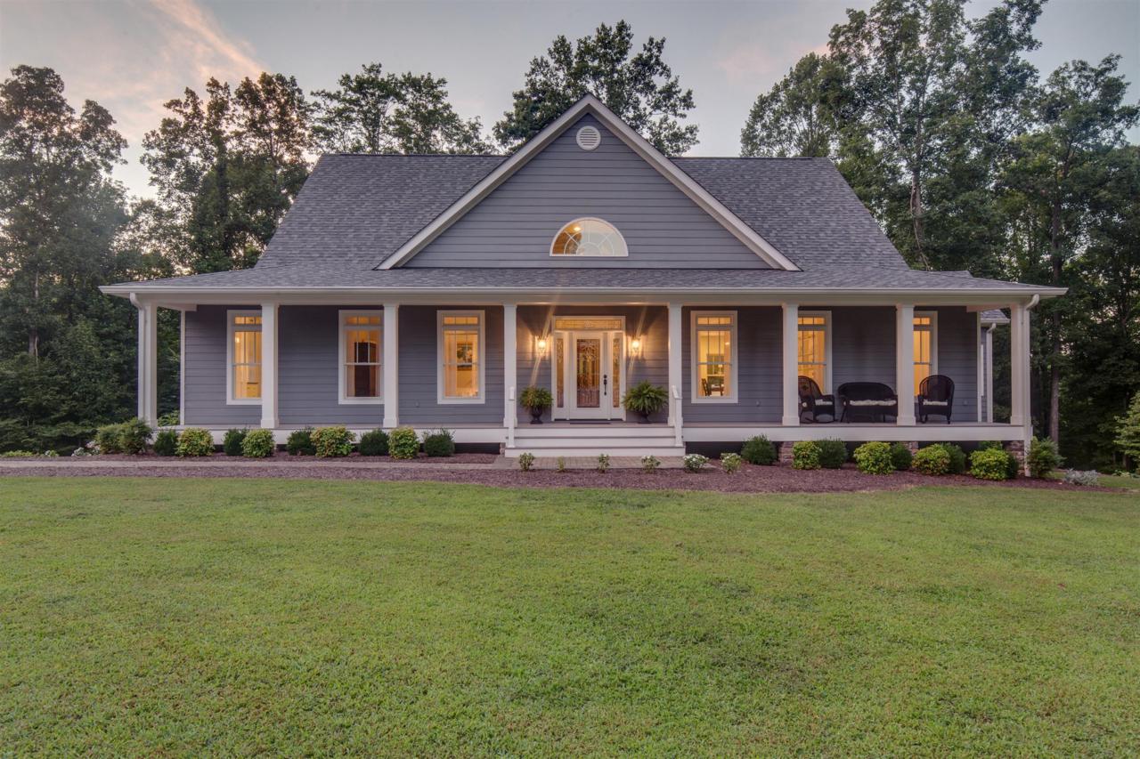 700 Coves Pointe Lane - Photo 1