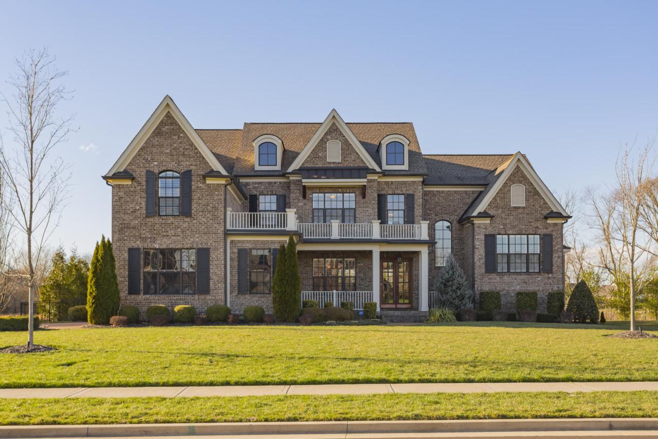 1827 Barnstaple Ln - Photo 1
