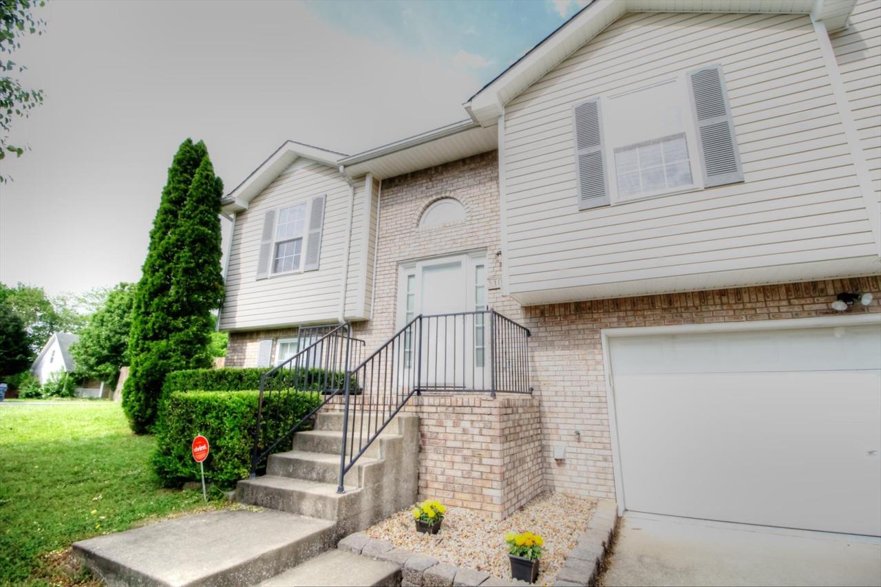 1017 Fillmore Ct - Photo 1