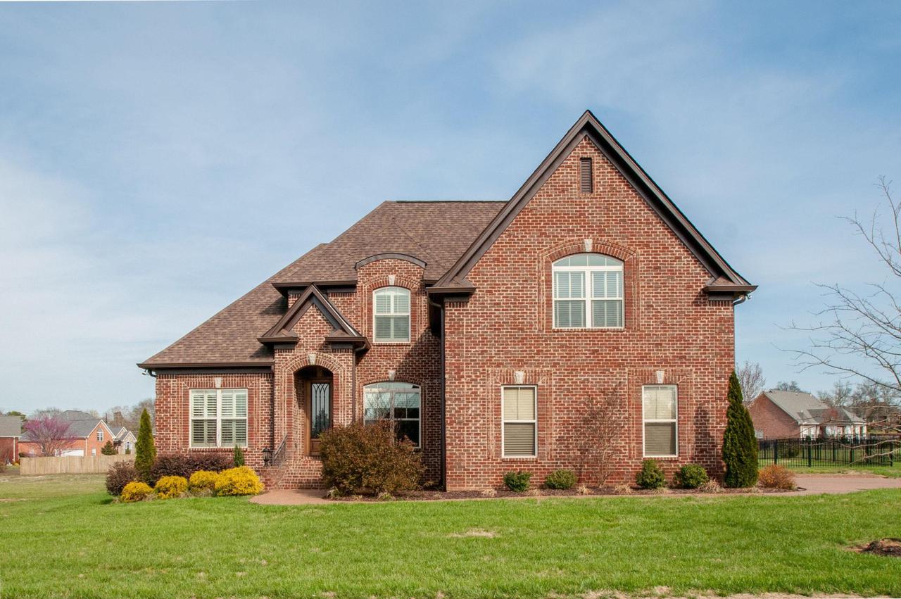 205 Bryson Place - Photo 1