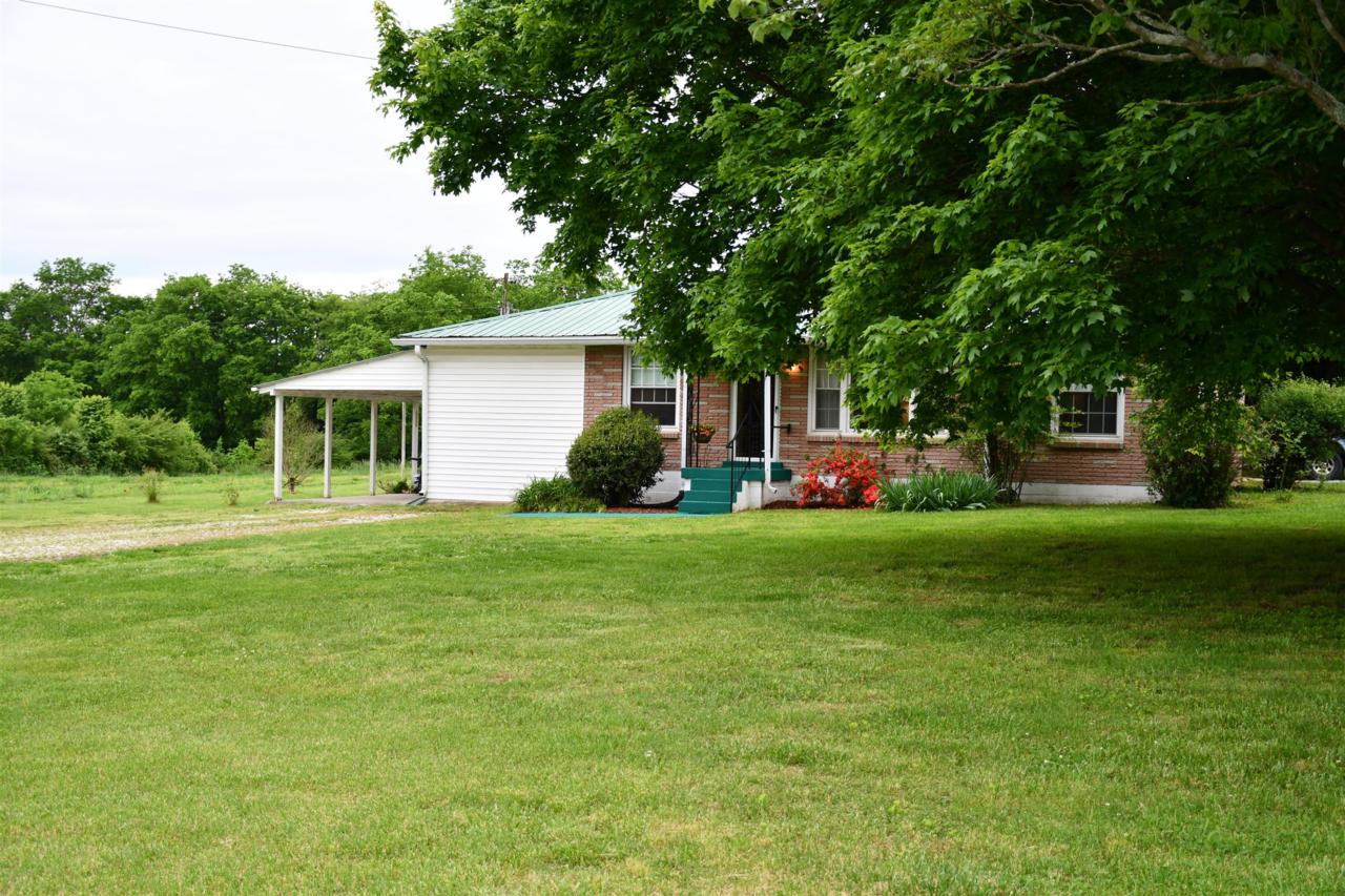 669 Dobbins Pike - Photo 1