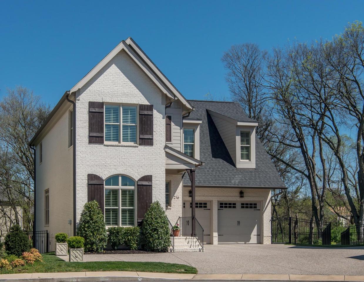 216 Crosmill Ct - Photo 1