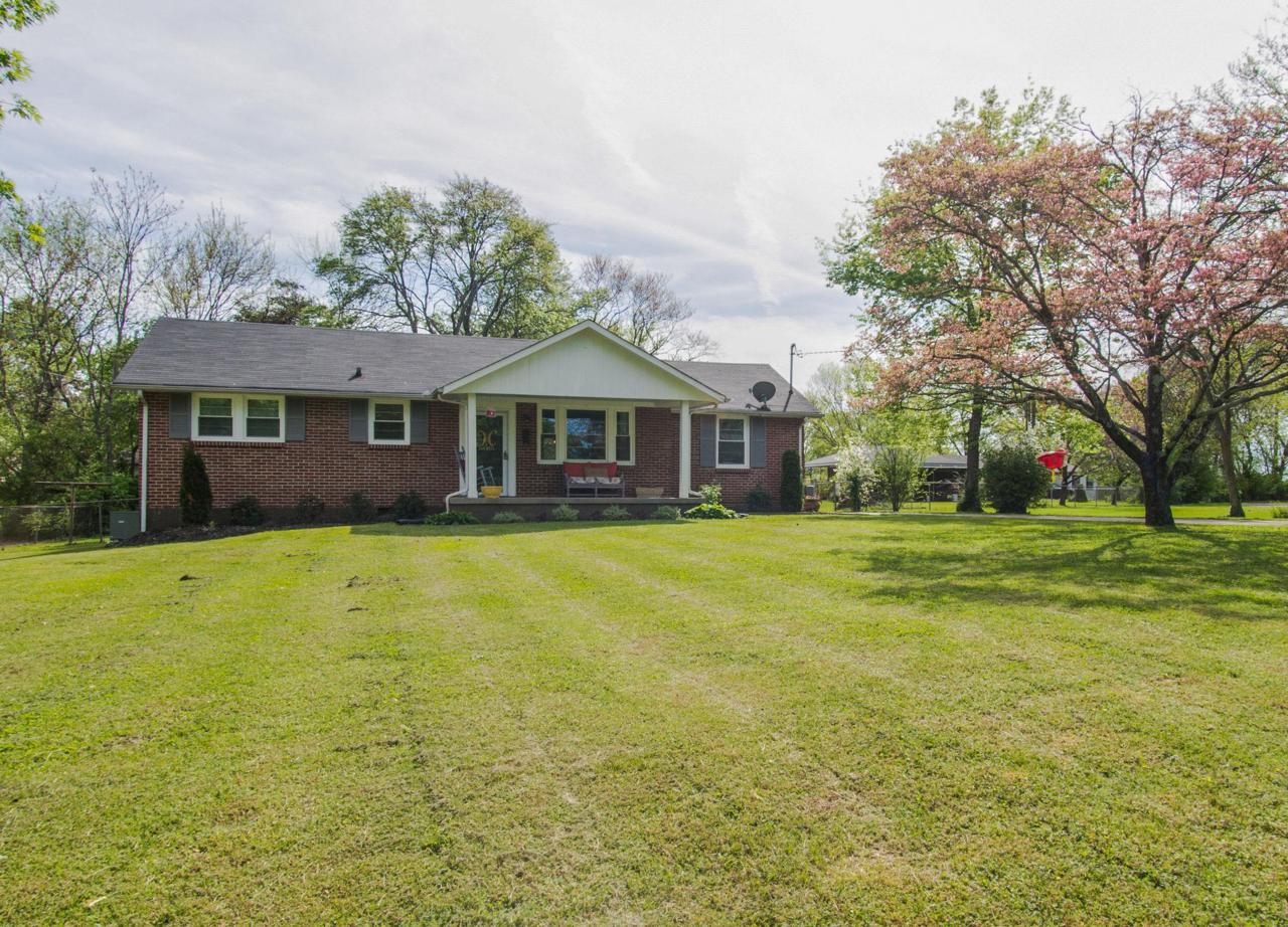 1011 Neilson Ct - Photo 1