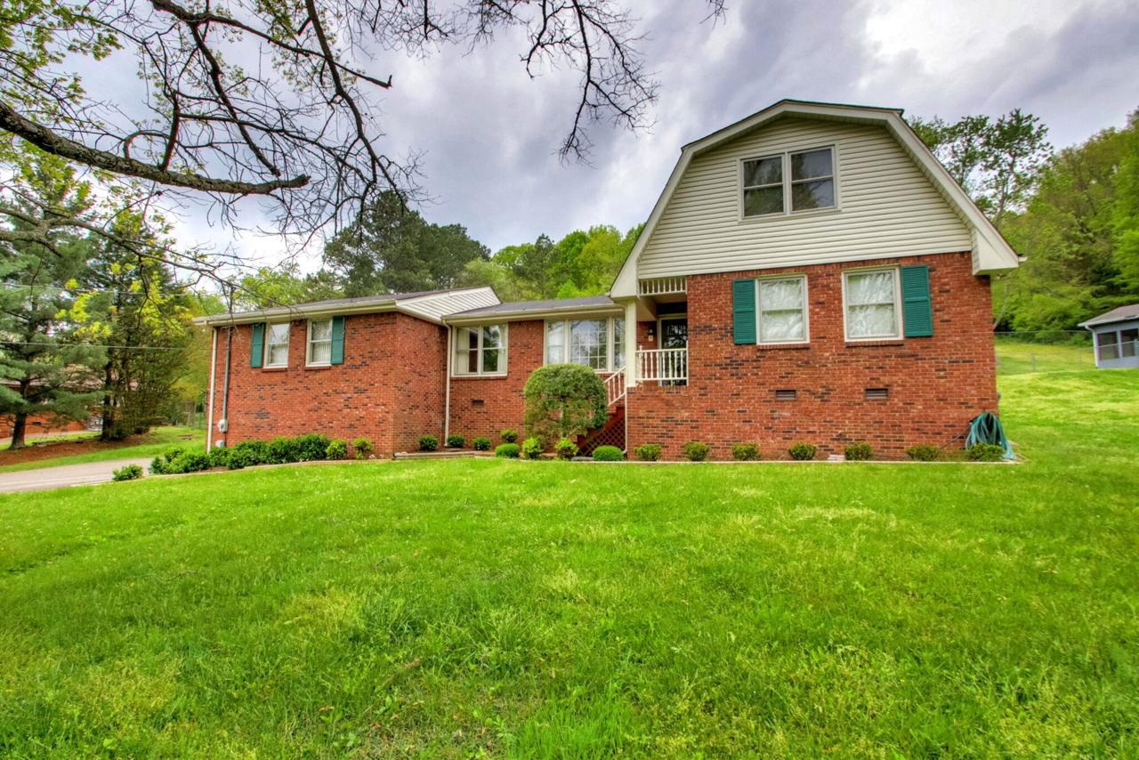 405 Dahlia Dr - Photo 1