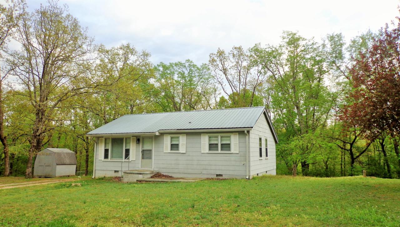 204 W End Dr - Photo 1