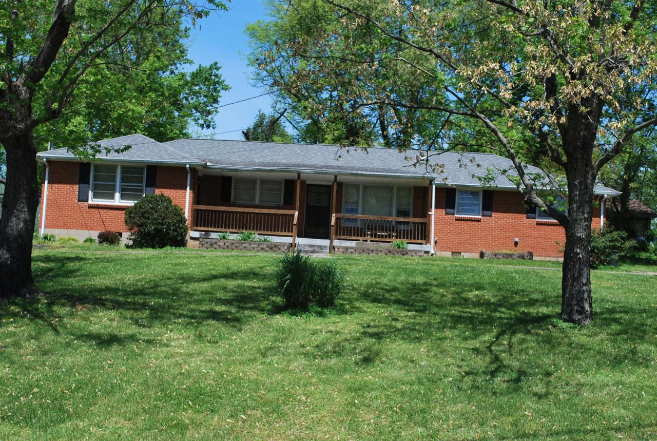 1921 Berkshire Dr - Photo 1