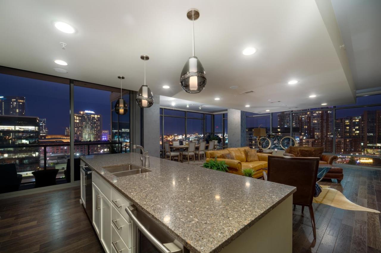 1212 Laurel St. Apt 801 - Photo 1