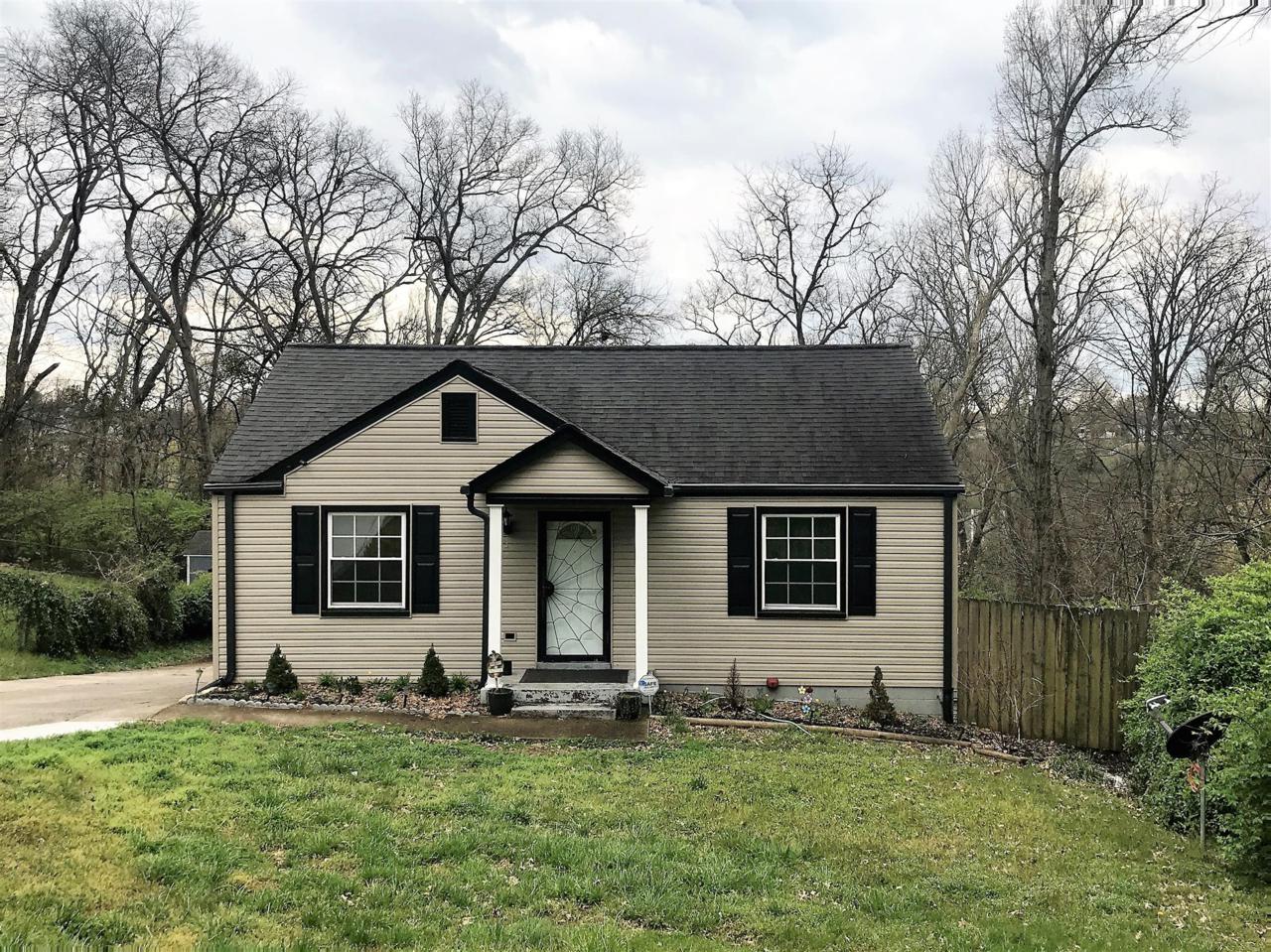2233 Maplecrest Dr - Photo 1