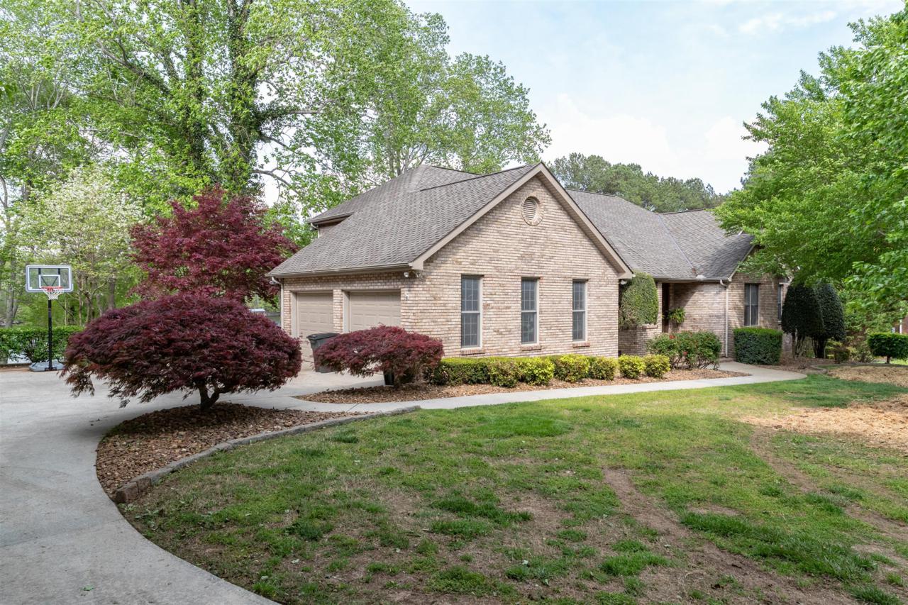 1342 Heather Way - Photo 1