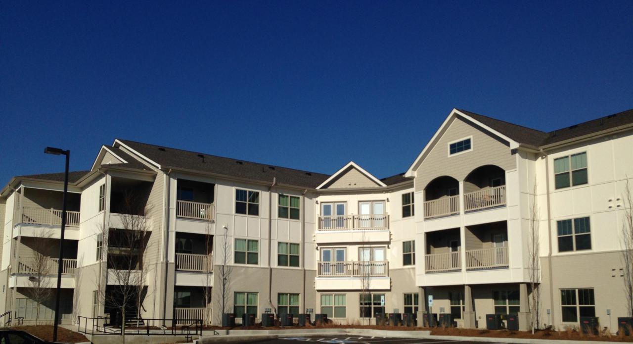 934 Governors Ct #109 - Photo 1
