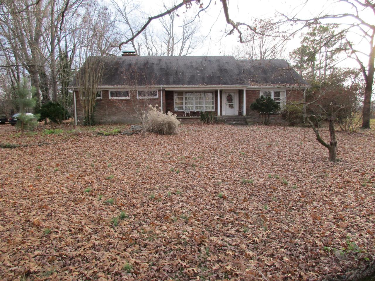 1820 Hartsville Pike - Photo 1