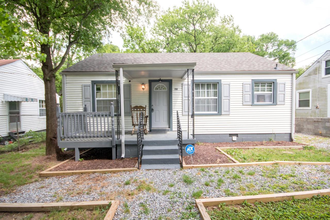 755 Oakdell Ave - Photo 1