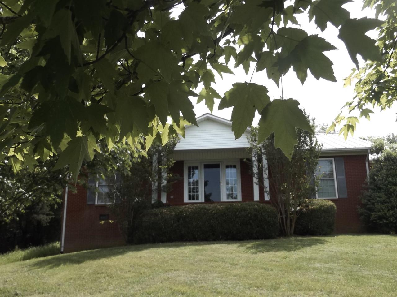 1911 Crescentview Road - Photo 1