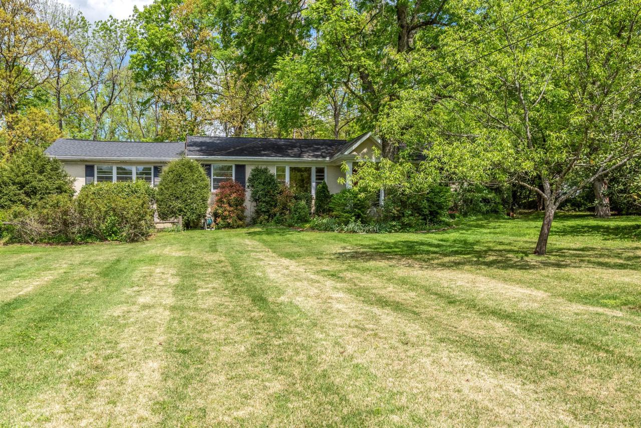 842 Bresslyn Rd - Photo 1