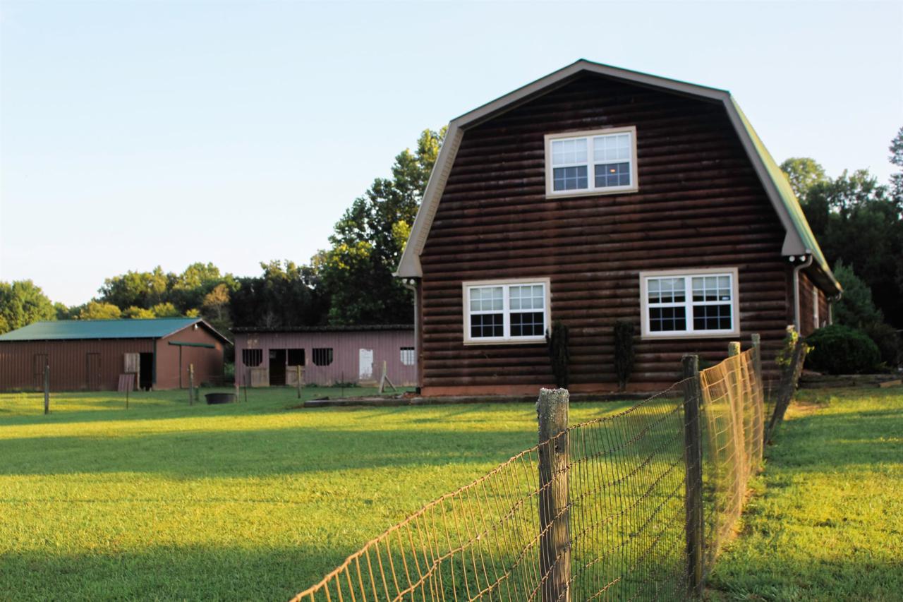 200 Ramsey Ln - Photo 1