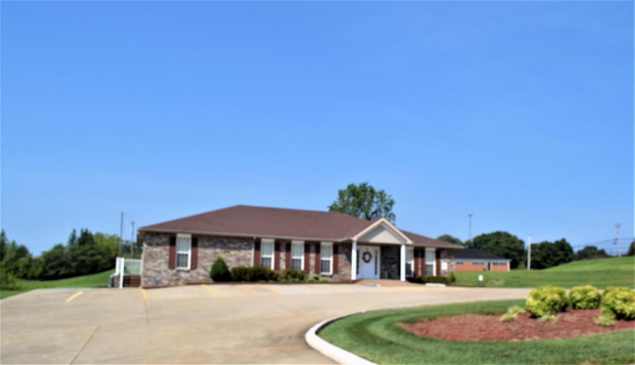 306 Landrum Pl - Photo 1