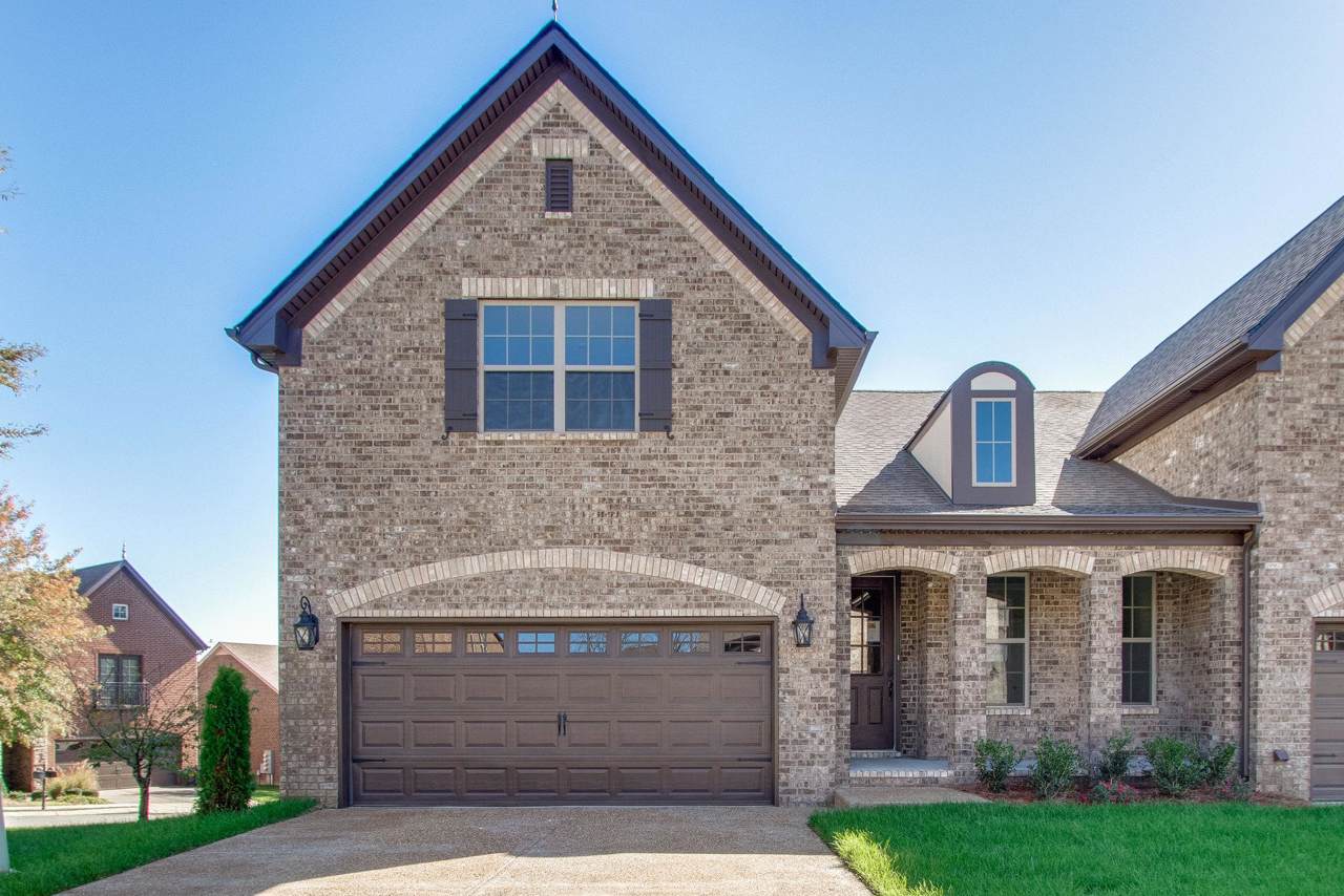 186 Village Circle Lot 33 - Photo 1