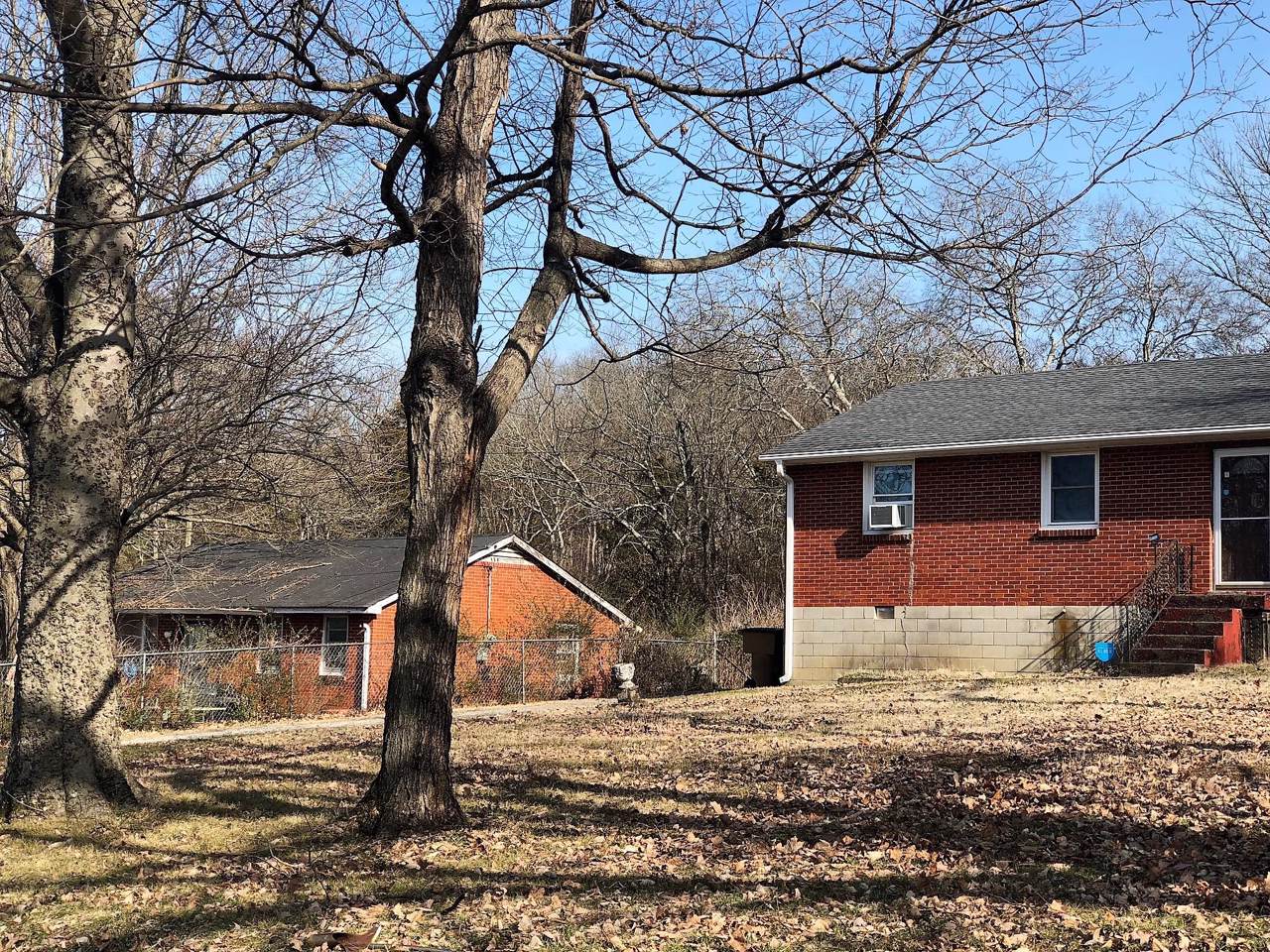3041 Hillside Rd - Photo 1