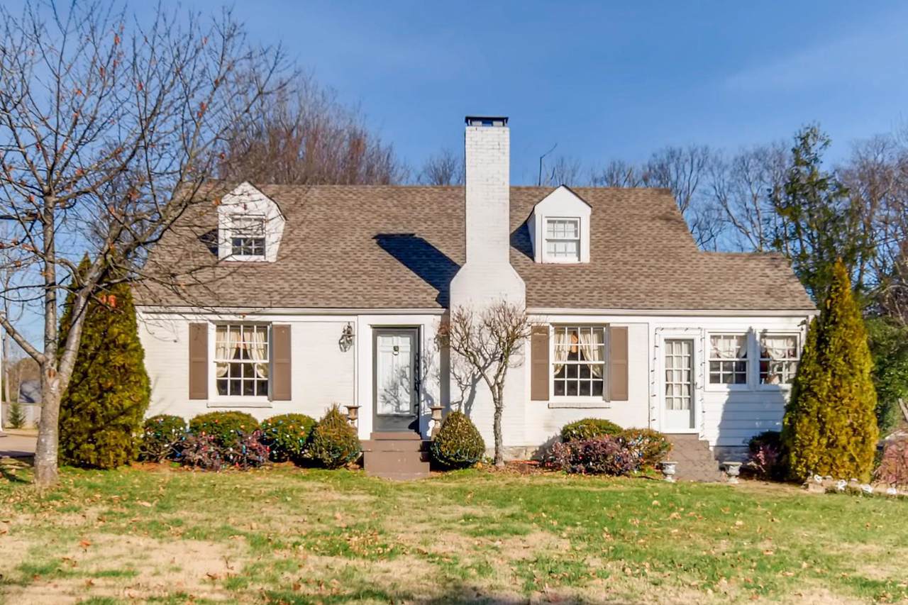 1716 Warfield Dr - Photo 1
